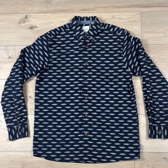 ROWM Men's Long Sleeve Button Up Feather Print Patterned Shirt - Picture 1 of 12